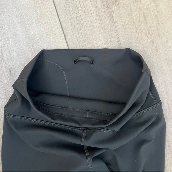 Lululemon Wonder Train High Rise 28” - Picture 5 of 6